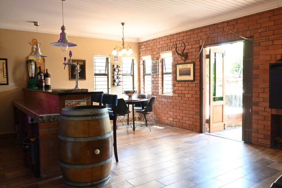 5 Bedroom Property for Sale in Parklands Western Cape